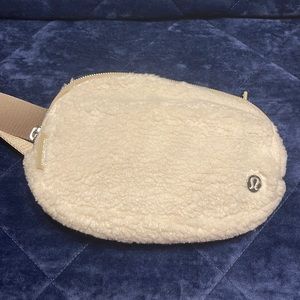 lululemon Fleece Everyday Belt Bag